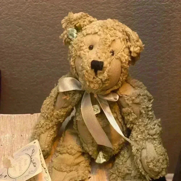 Bear from Grandmas Heart NWT - Picture 1 of 8